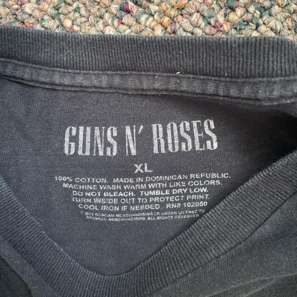 Black Guns N' Roses‎ Appetite For Destruction Tee - Picture 3 of 3